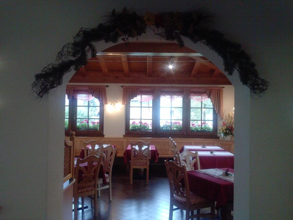 Hotel Villa Fosine ปินโซโล ภายนอก รูปภาพ